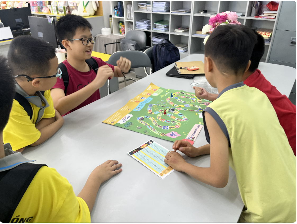 Cờ VOCAB RACING (FRUIT WORLD, 6+ tuổi)